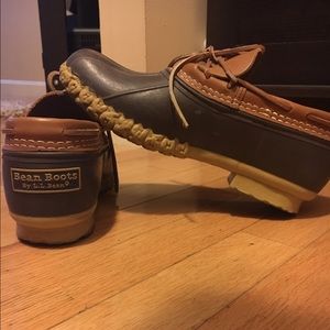 Men's size 8 Bean Rain