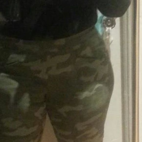 Meet your Posher, Kemba - Picture 1 of 1