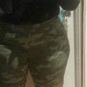 Meet your Posher, Kemba