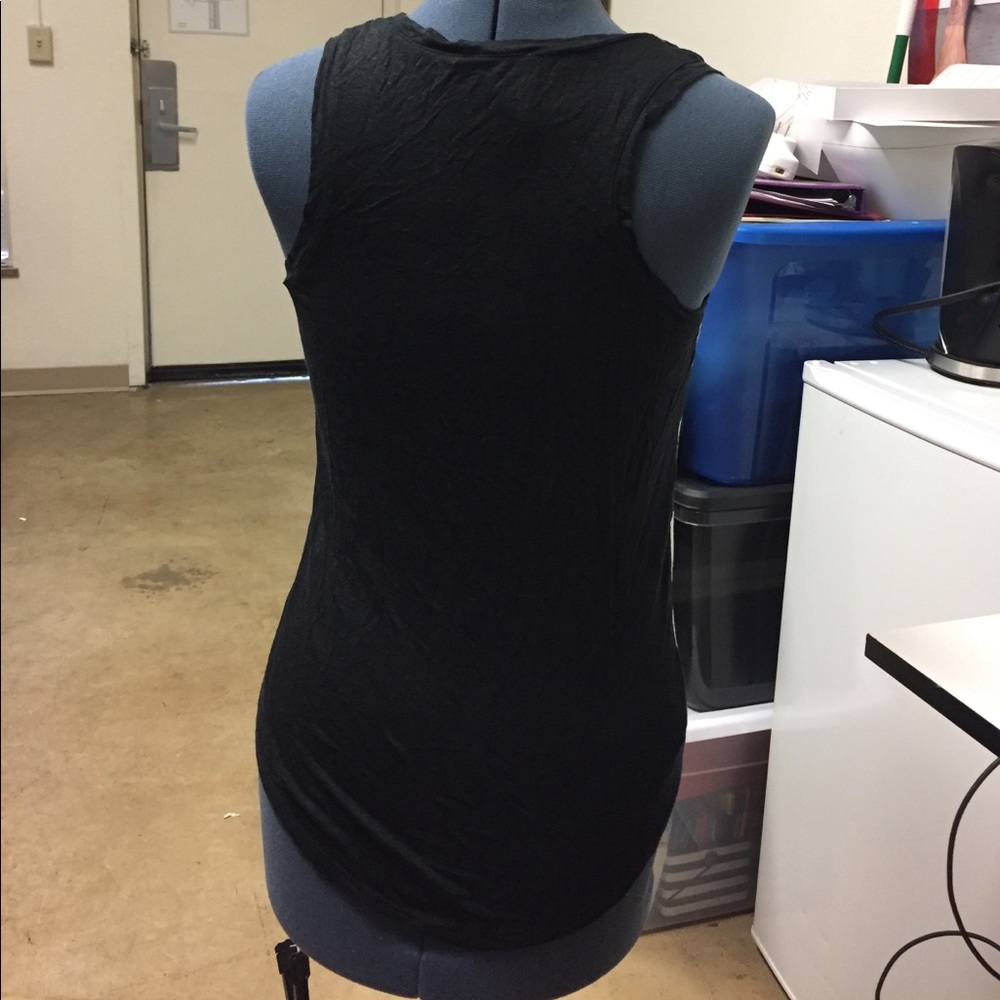 Clothes - Picture 3 of 3
