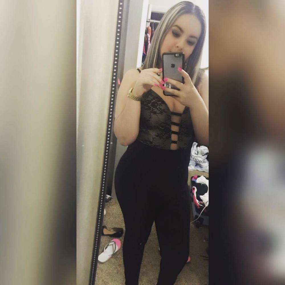 Meet your Posher, Gaby