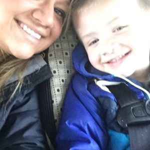 Meet your Posher, Holli