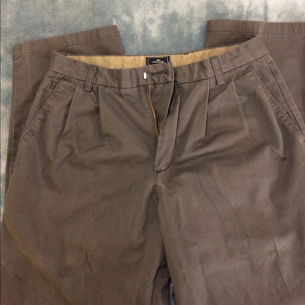 Men's Dockers