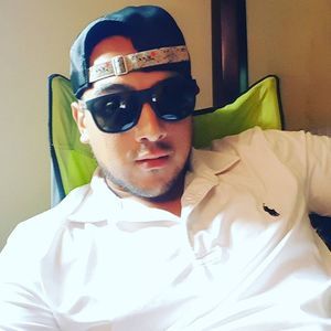 Meet your Posher, Manuel