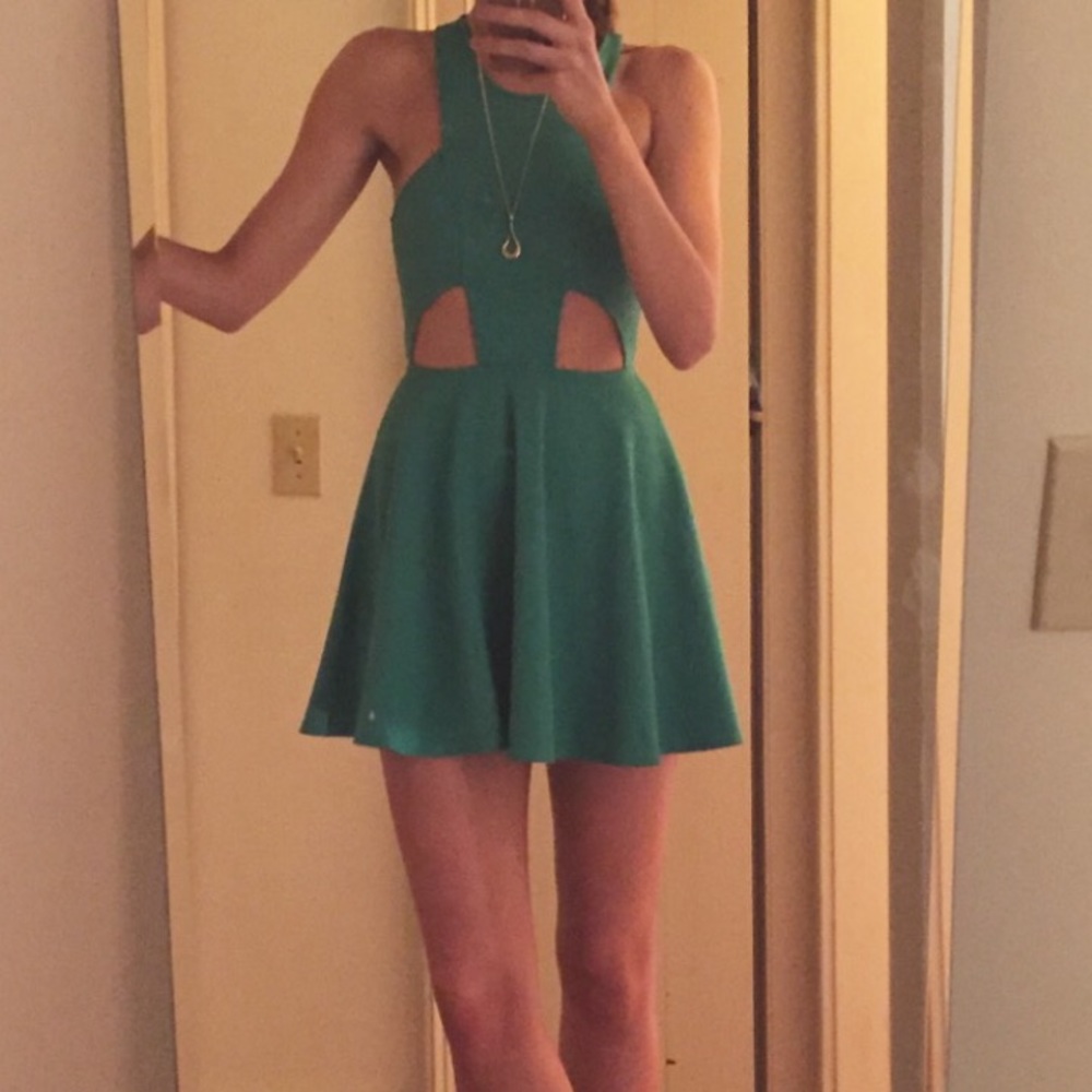 Green cut out a-line dress, small. Worn once!