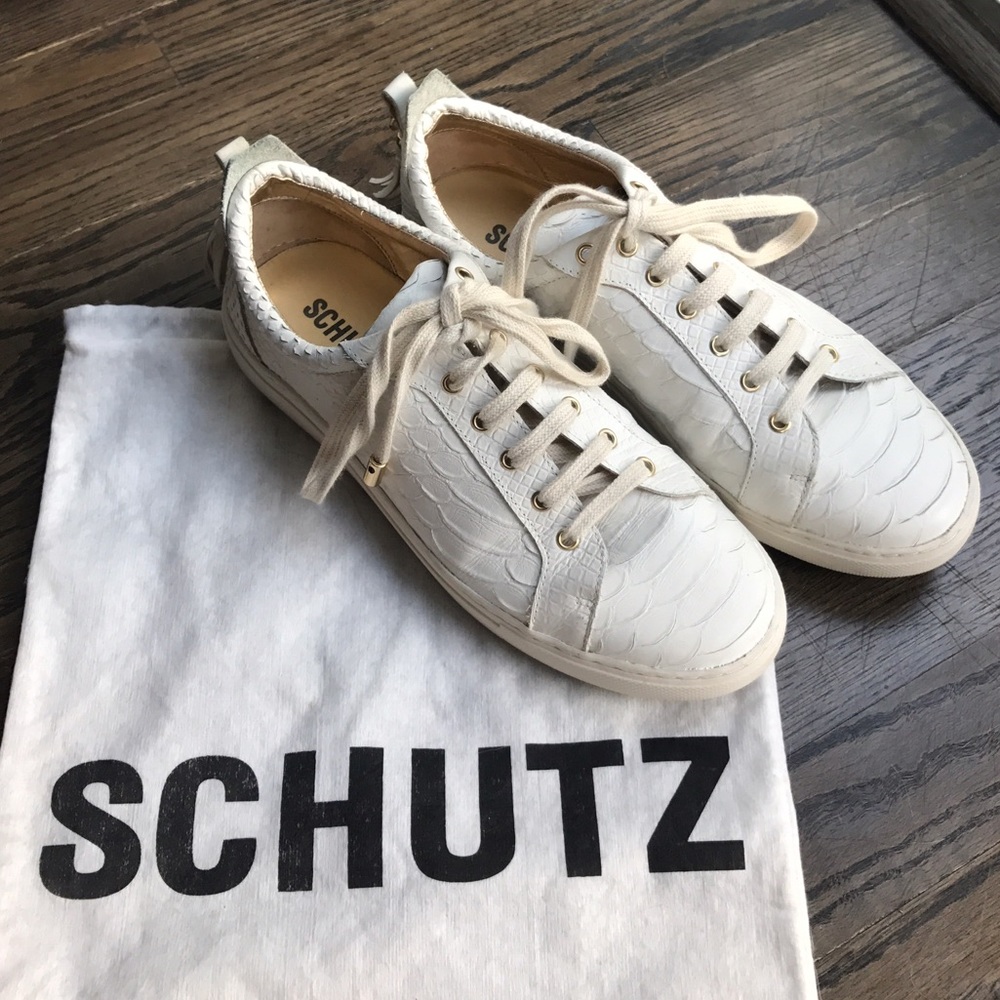 Schutz pearl white Sammie tennis shoe