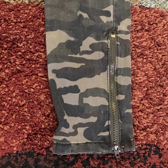 Camouflage skinny jeans - Picture 2 of 3