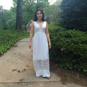 Romantic dress/ maxi dress