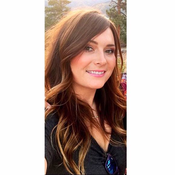 Meet your Posher, Courtney - Picture 1 of 1