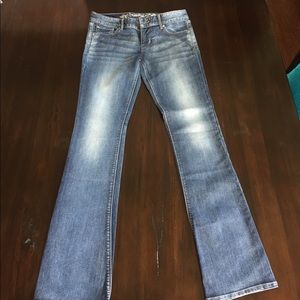 Express Barely Boot Stella Jeans!