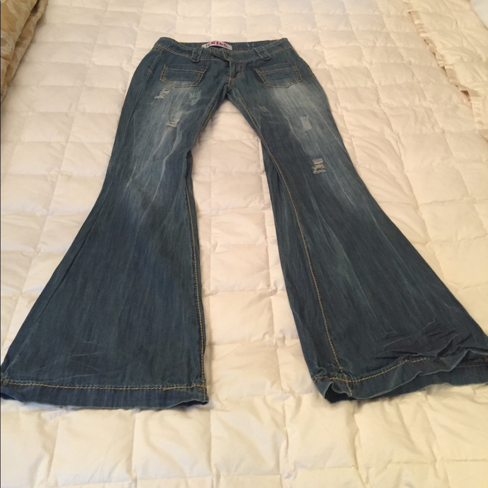 Jeans