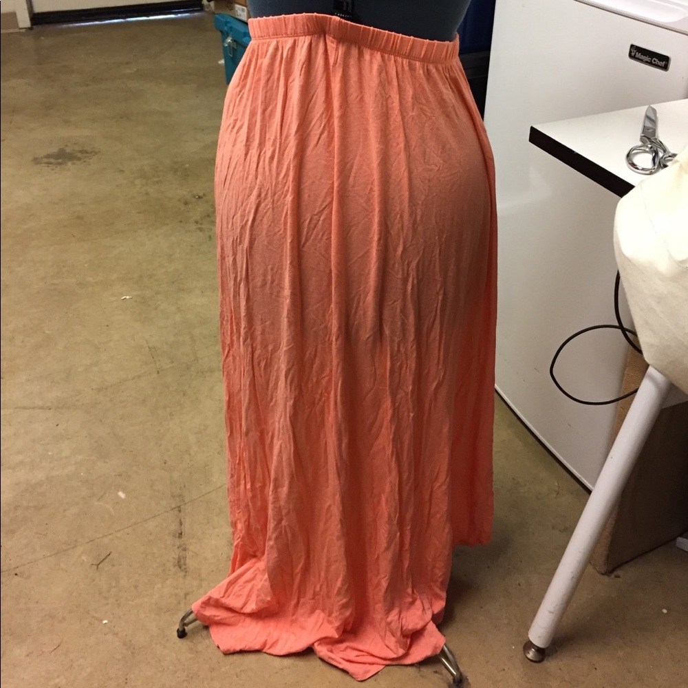 Clothes - Picture 3 of 3