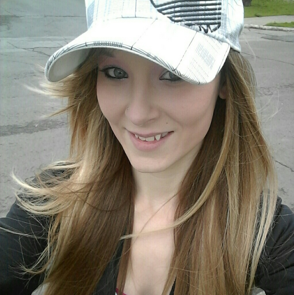 Meet your Posher, Lacey