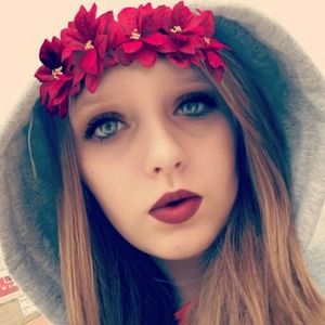 Meet your Posher, Kaitlyn