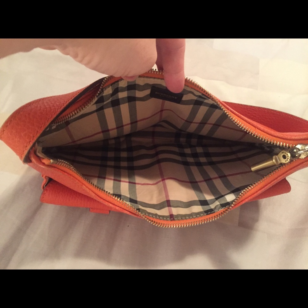 Burberry orange bag