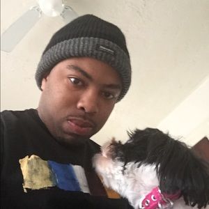 Meet your Posher, Gregory