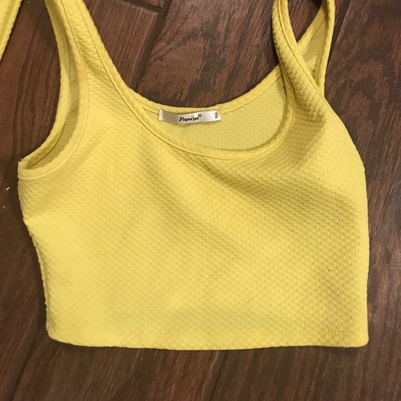 🌸🌺Bright Yellow Two piece - Picture 5 of 6