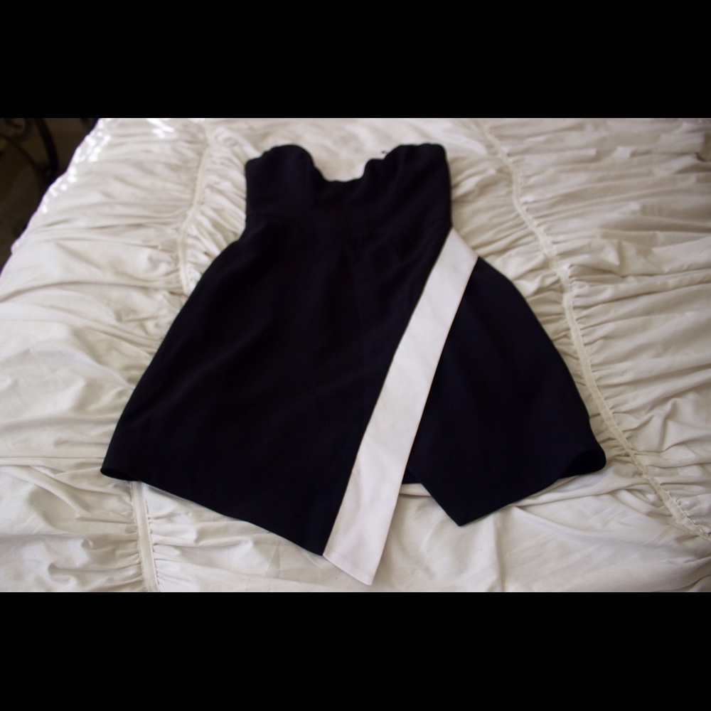 Bebe Heartline Strapless Dress