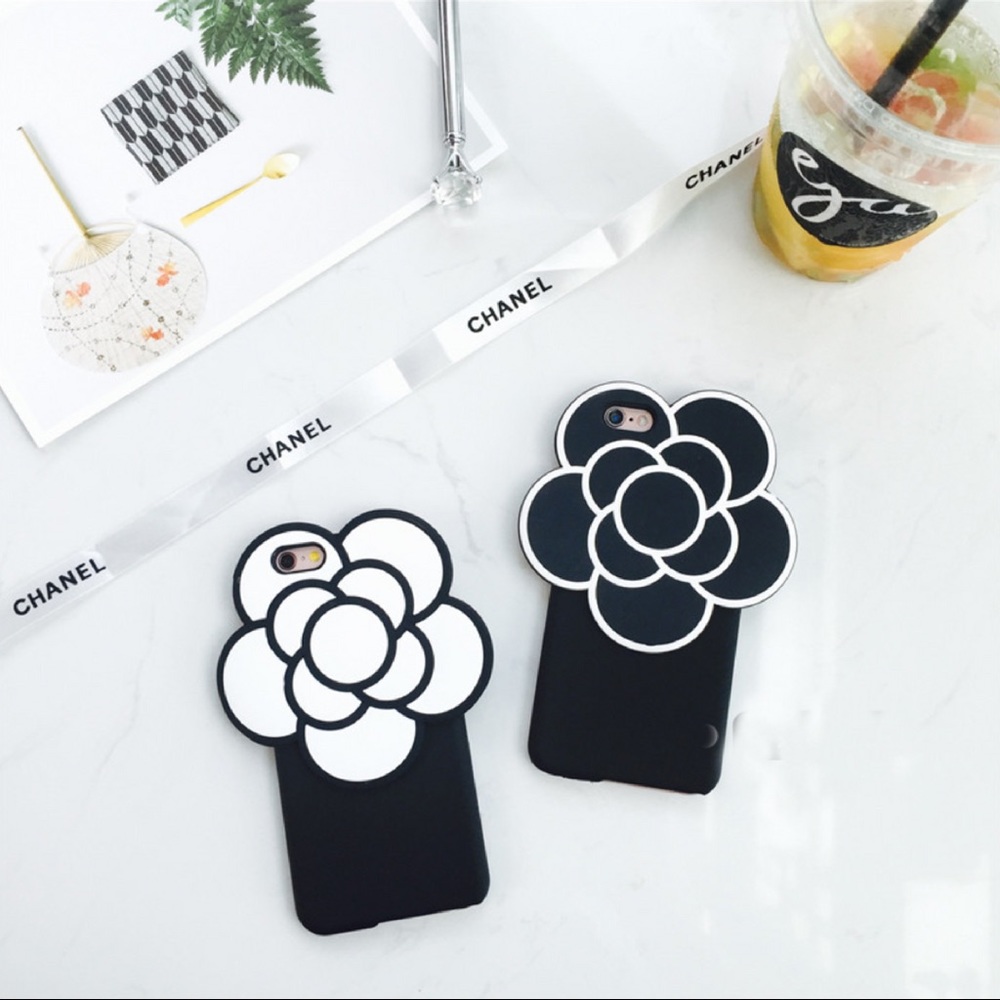 ‼️REDUCED‼️iPhone 7 Plus Flower Case - Picture 2 of 4