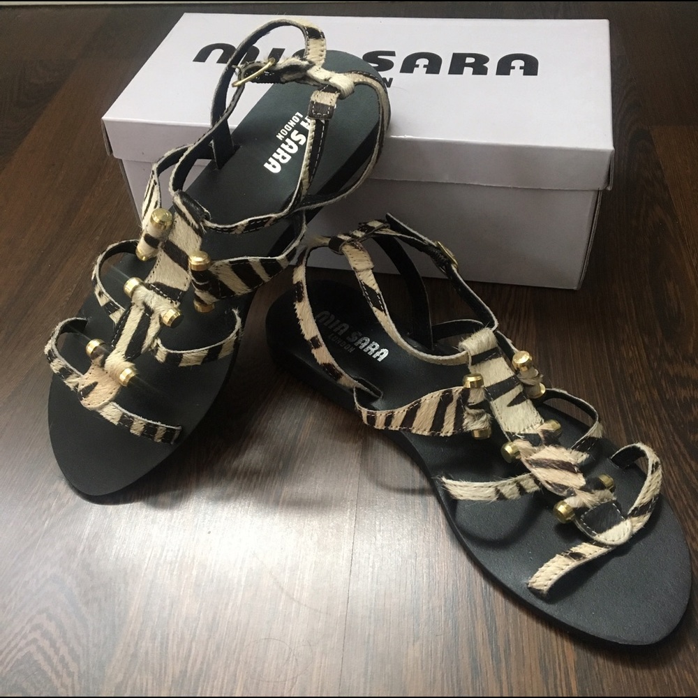 👡💲LAST CHANCE ⬇️NWB Mia Sara size 9 sandals👡