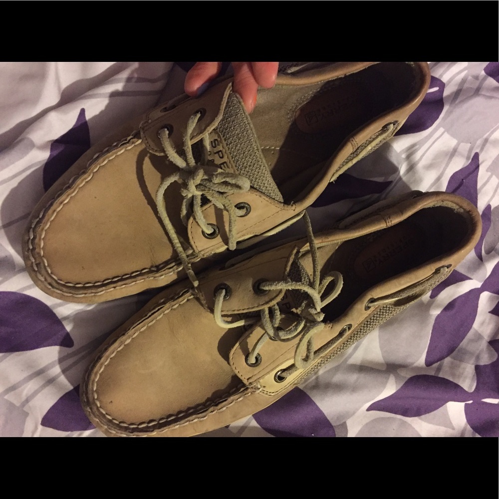 Sperrys!