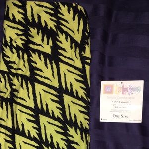 LuLaRoe Os Leggings Black Yellow NWT