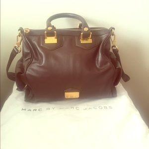 Gorgeous brown bag by Marc Jacobs
