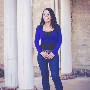 Meet your Posher, Pamela