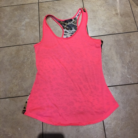 Deb Tops - Leopard racer back tank size Large