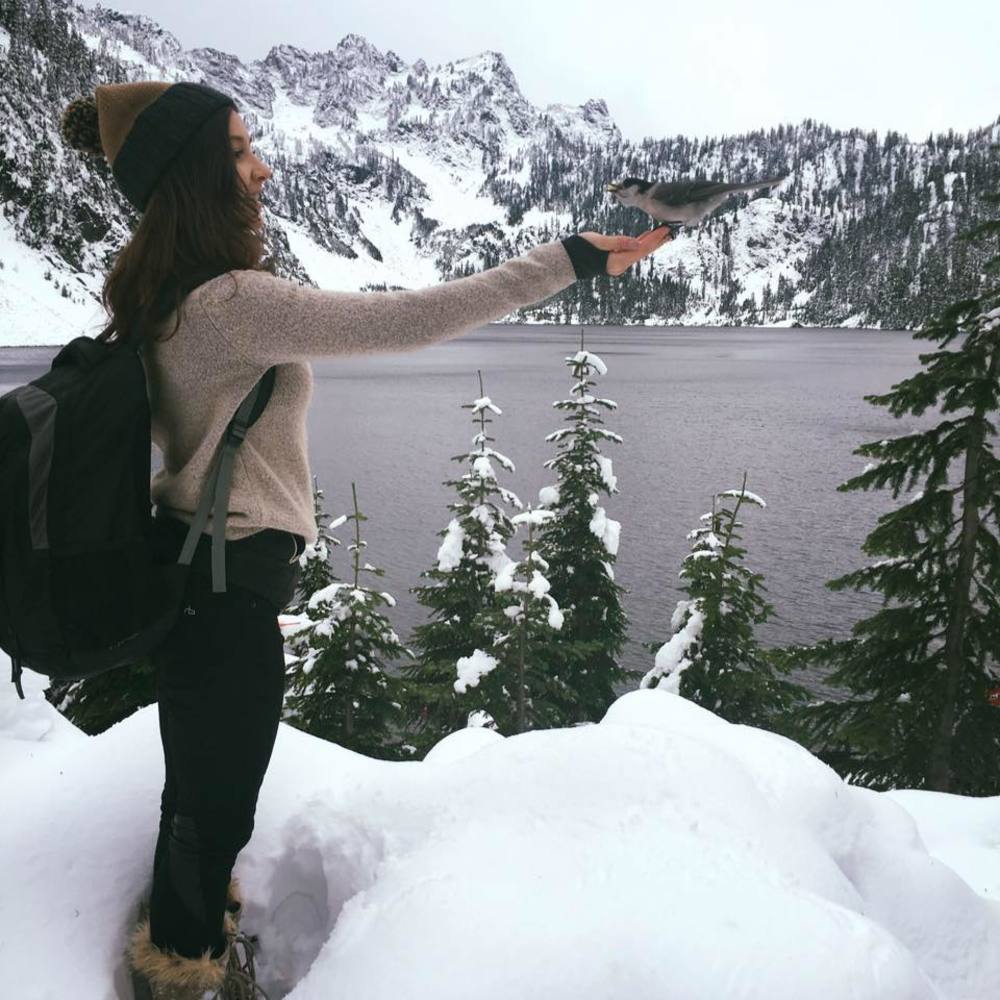 Meet your Posher, Simona