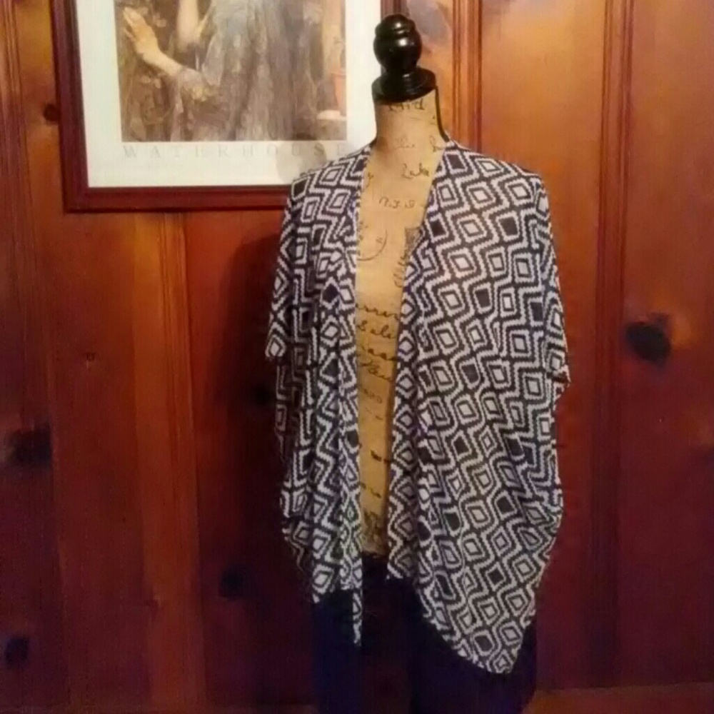 Black White Fringed Chevron Print Kimono Size L