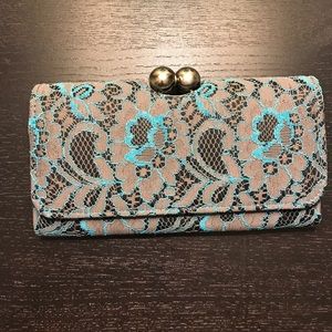 Clutch Wallet in great condition