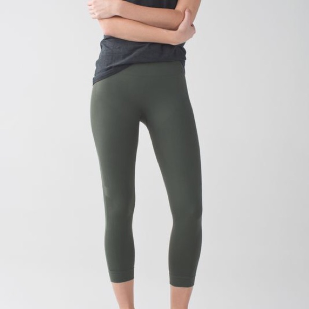 Lululemon Zone In Crop