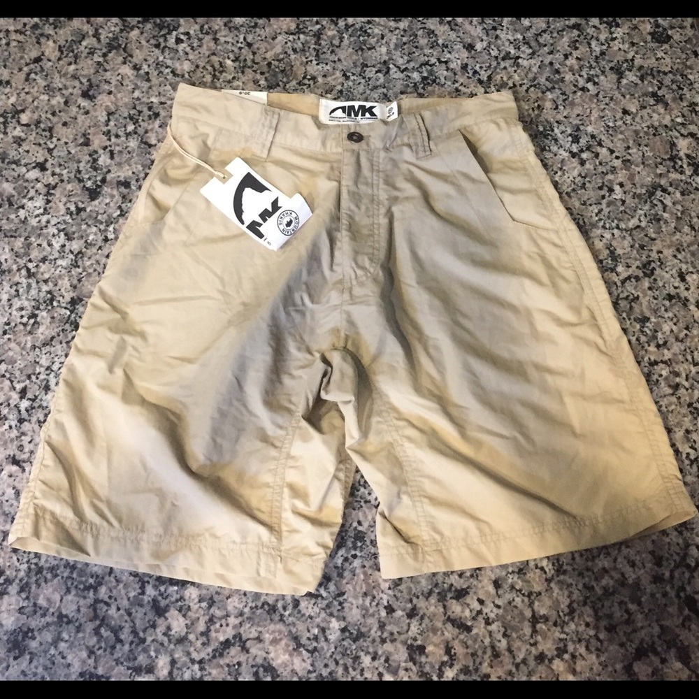 Mountain Khakis shorts