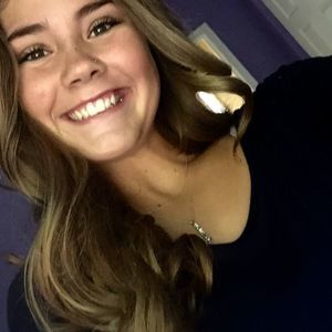 Meet your Posher, Monica