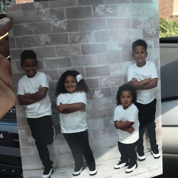 Meet your Posher, Asafa - Picture 1 of 1