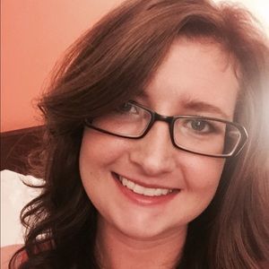 Meet your Posher, Stephenie