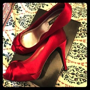 WHBM Ray Ruby Peep-toe Pumps