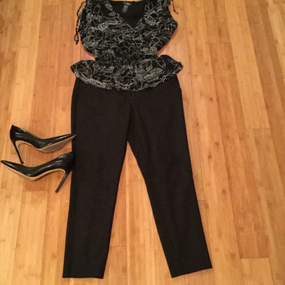 Bisou Bisou Black and Cream blouse