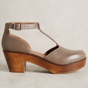 Kelsi Dagger Casablanca platform heel NWT