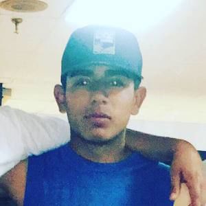 Meet your Posher, Josue