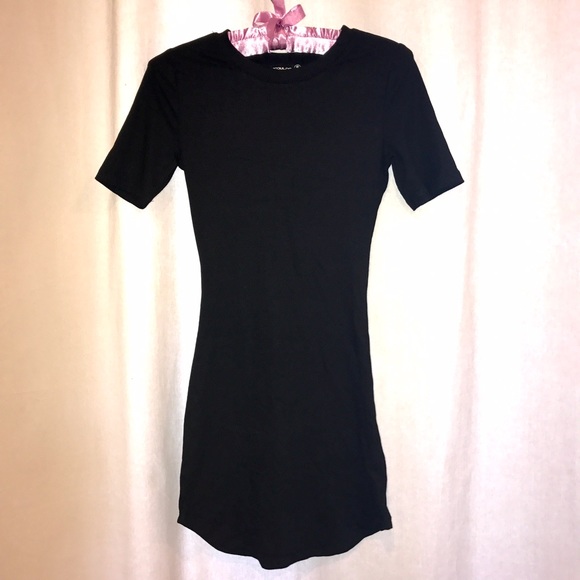 🌺NWOT Black short fitted dress in size Small🎀 - Picture 1 of 7