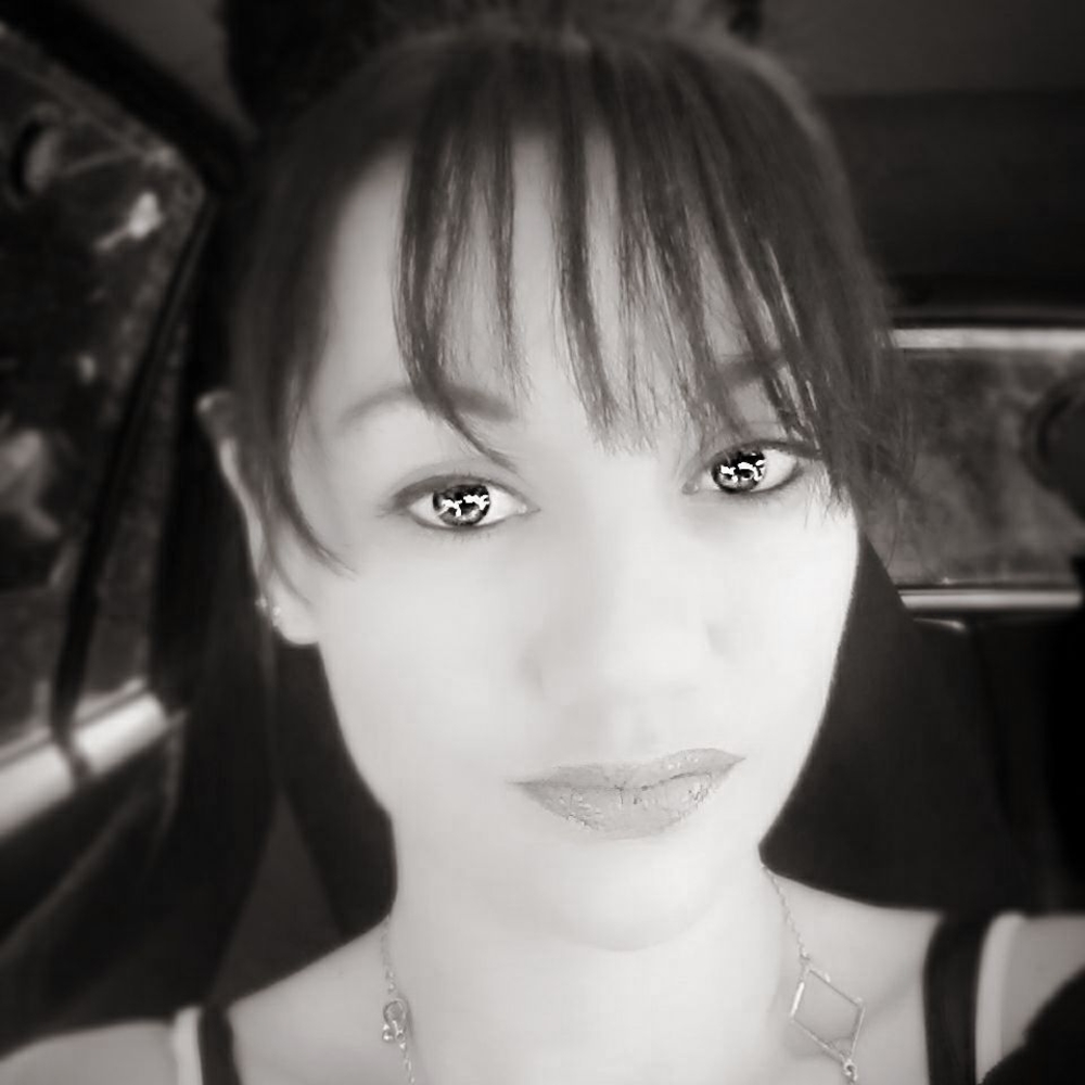 Meet your Posher, Nicolle
