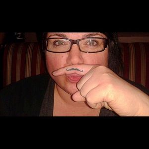 Meet your Posher, Kim