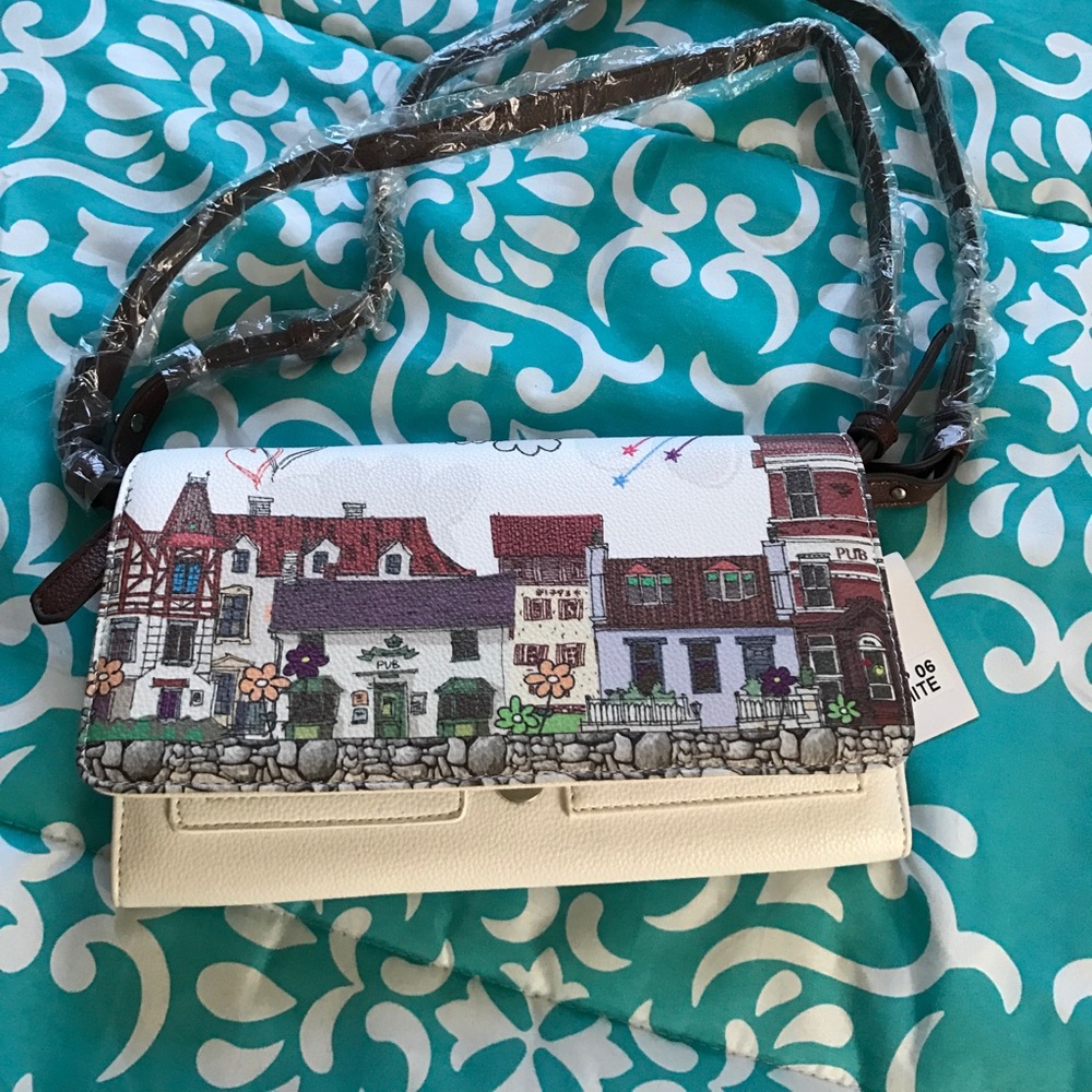 Cross body/clutch handbag