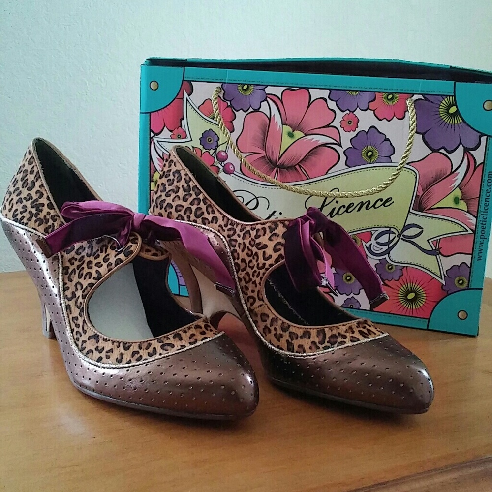 Schools Out Bronze "Poetic License" Shoes