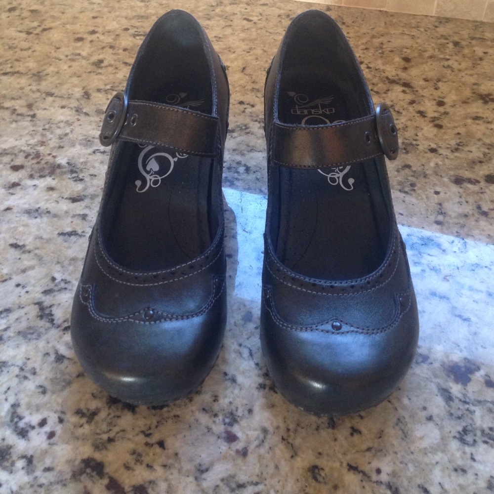 Dansko Mary Janes black
