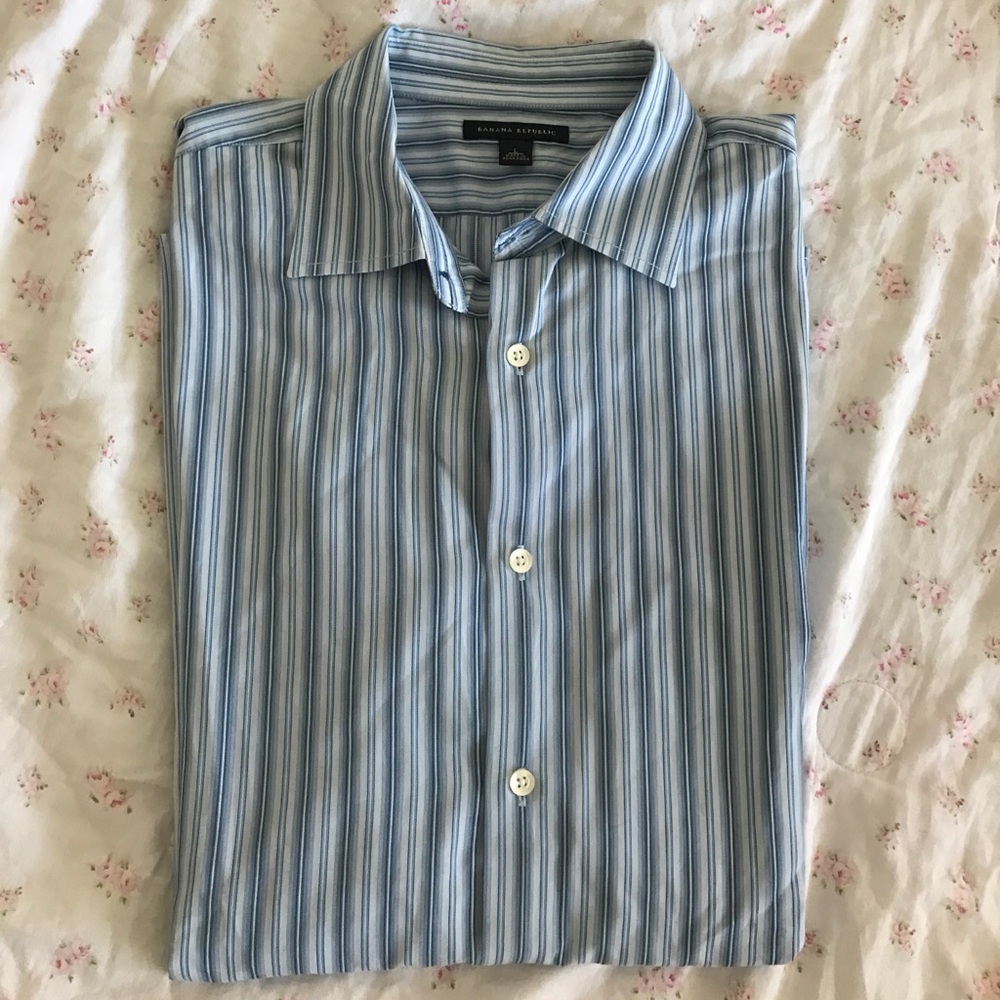 Banana republic button down shirt