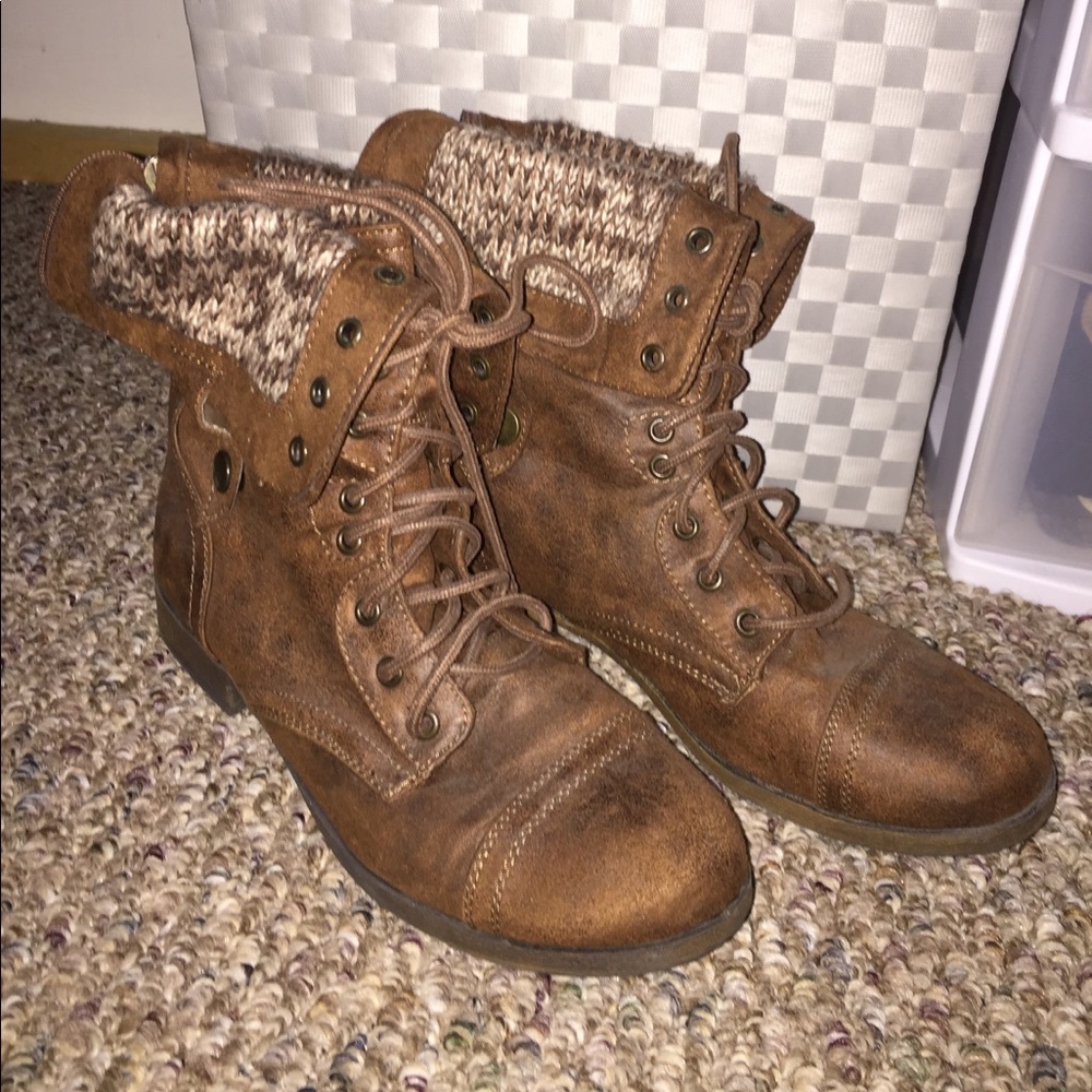 Versatile Brown Boots