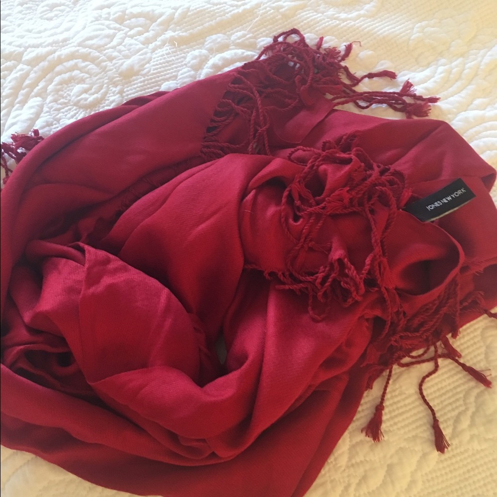 Scarf - Picture 2 of 2